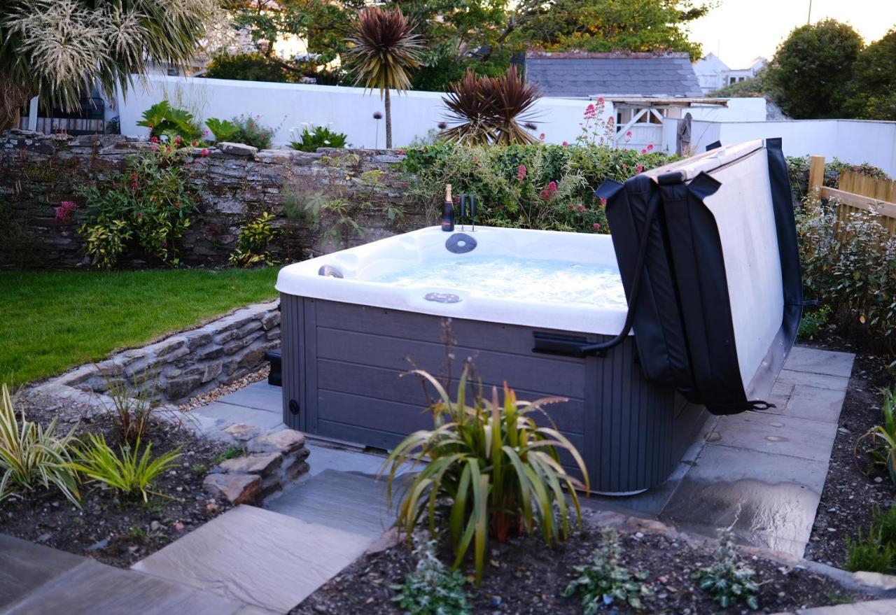Newly Renovated Cottage With Hot Tub 波特里斯 外观 照片